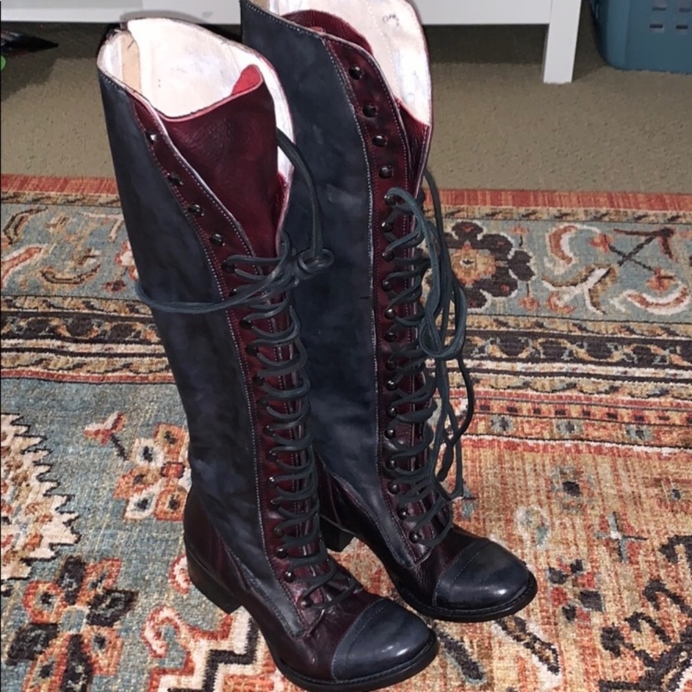 “” ISO”” FREEBIRD ARLO BOOTS 🥾